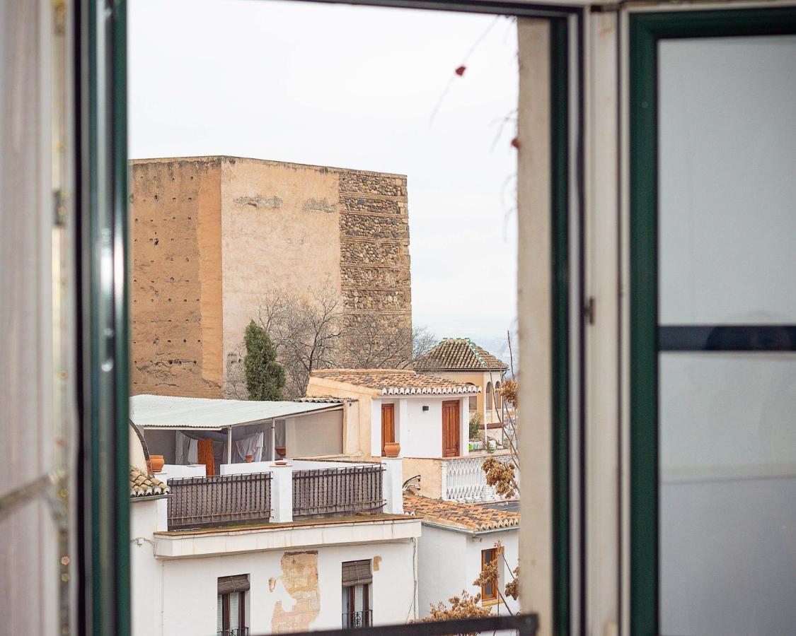 Muralla Ziri II Granada Bagian luar foto